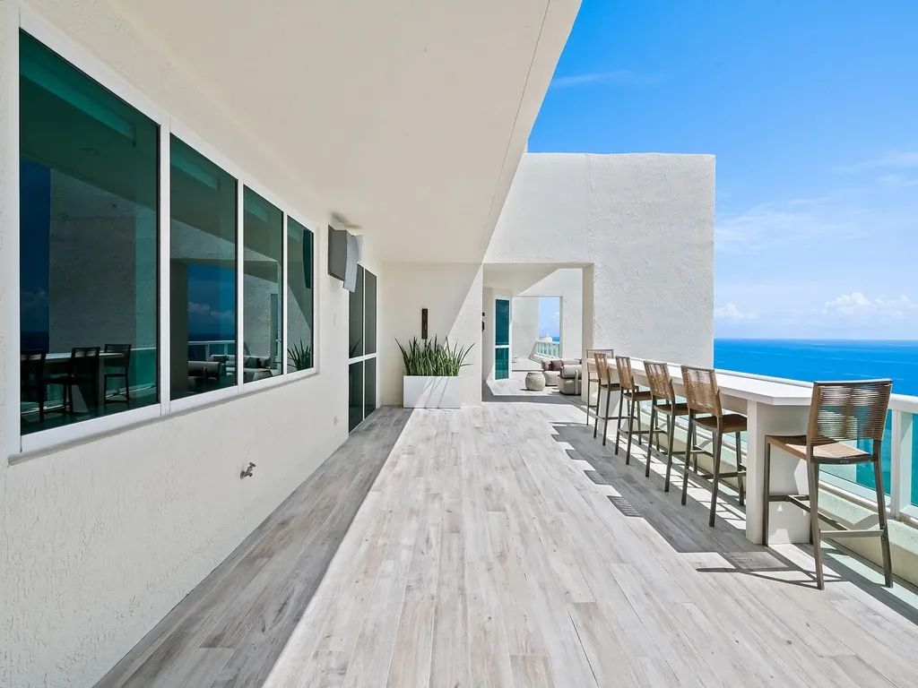 101 S Fort Lauderdale Beach Boulevard Fort Lauderdale FL 33316