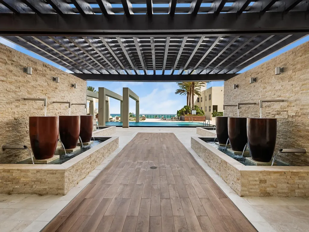 101 S Fort Lauderdale Beach Boulevard Fort Lauderdale FL 33316