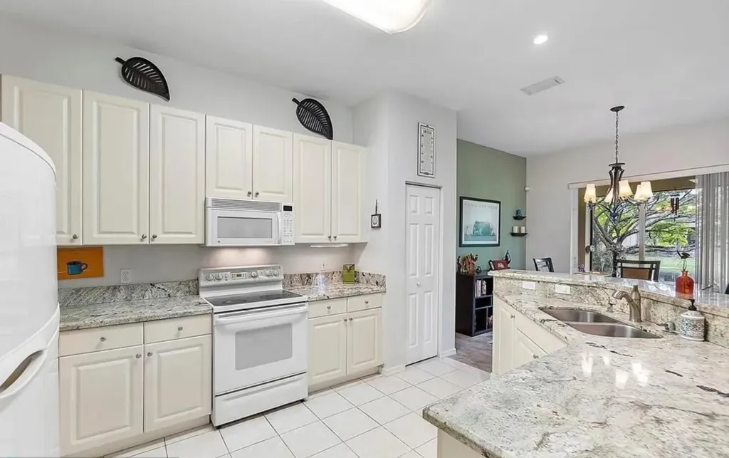 5784 NW 120th Avenue Coral Springs FL 33076