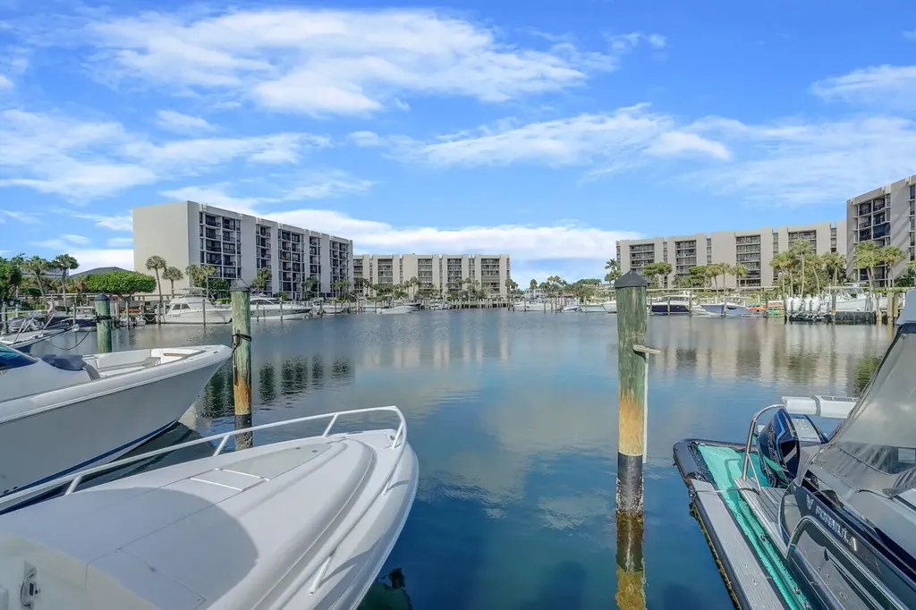 2687 N Ocean Boulevard Boca Raton FL 33431