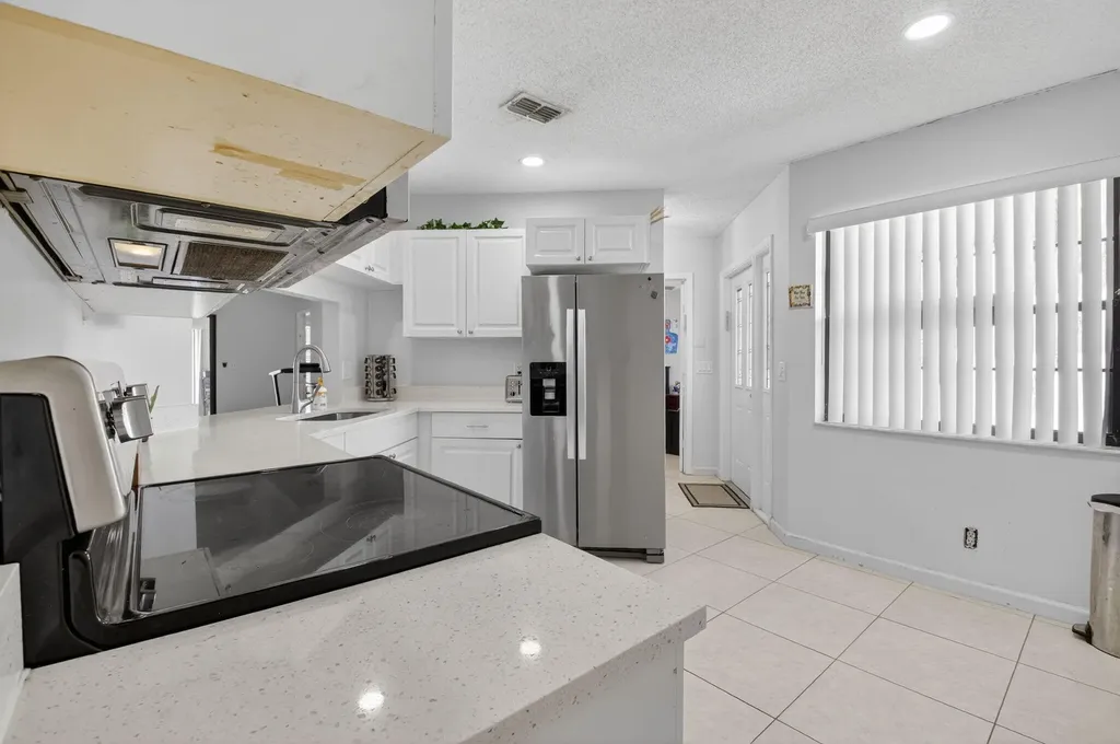 19881 Villa Medici Place Boca Raton FL 33434