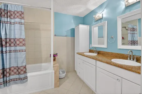 19881 Villa Medici Place Boca Raton FL 33434
