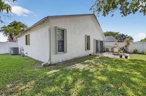 19881 Villa Medici Place Boca Raton FL 33434