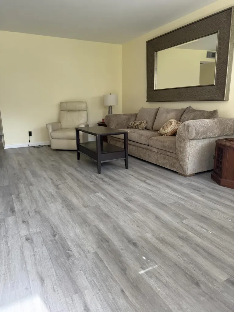 389 Fanshaw Boca Raton FL 33434