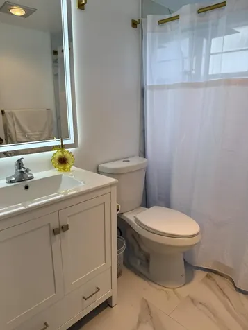 389 Fanshaw Boca Raton FL 33434