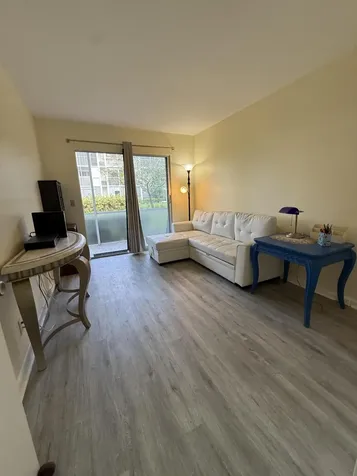 389 Fanshaw Boca Raton FL 33434