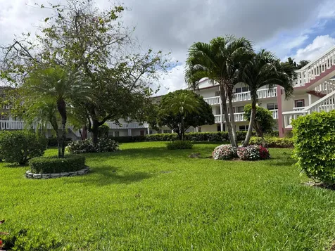 389 Fanshaw Boca Raton FL 33434