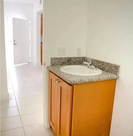 750 SW 2nd Street Miami FL 33130