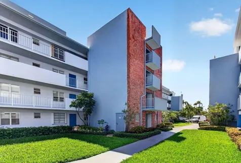 1810 New Palm Way Boynton Beach FL 33435