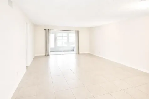 2800 Fiore Way Delray Beach FL 33445