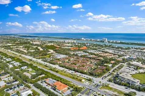 106 Lighthouse Circle Tequesta FL 33469