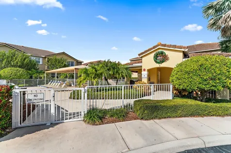 106 Lighthouse Circle Tequesta FL 33469
