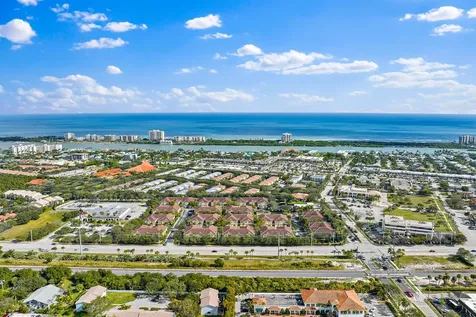 106 Lighthouse Circle Tequesta FL 33469