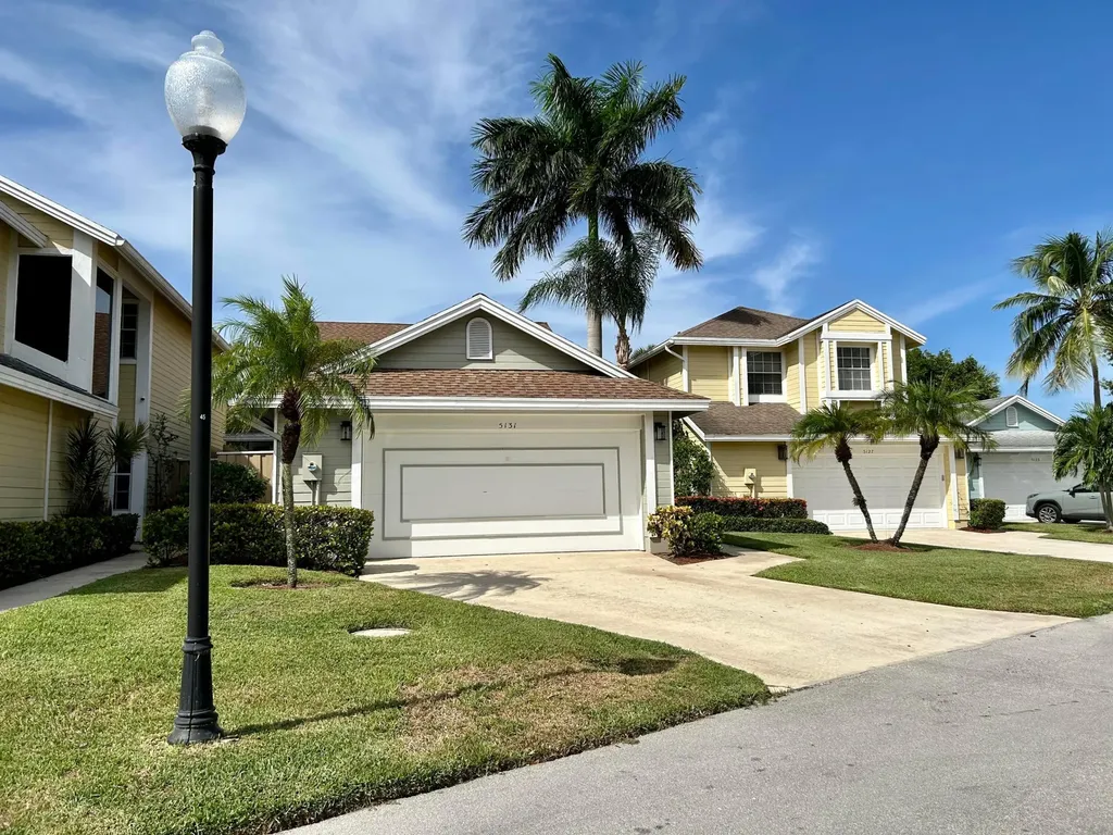 5131 Point Alexis Boca Raton FL 33486