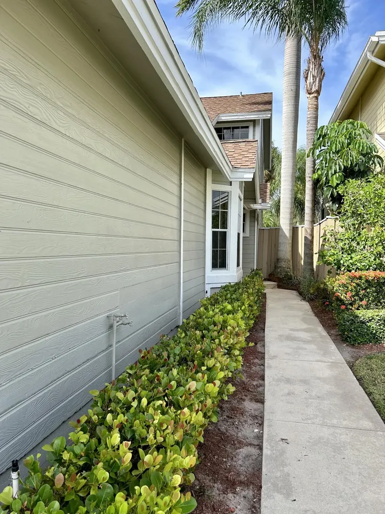 5131 Point Alexis Boca Raton FL 33486
