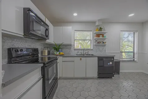 3625 Inverrary Boulevard W Lauderhill FL 33319