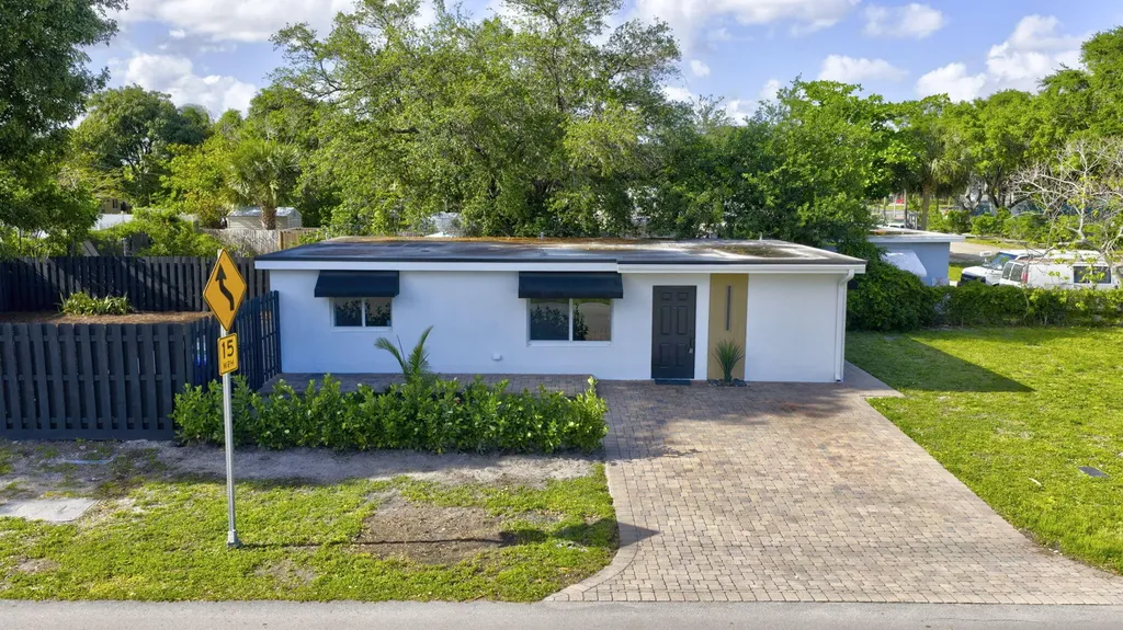 1391 SW 33rd Terrace Fort Lauderdale FL 33312
