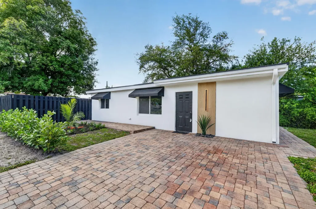 1391 SW 33rd Terrace Fort Lauderdale FL 33312