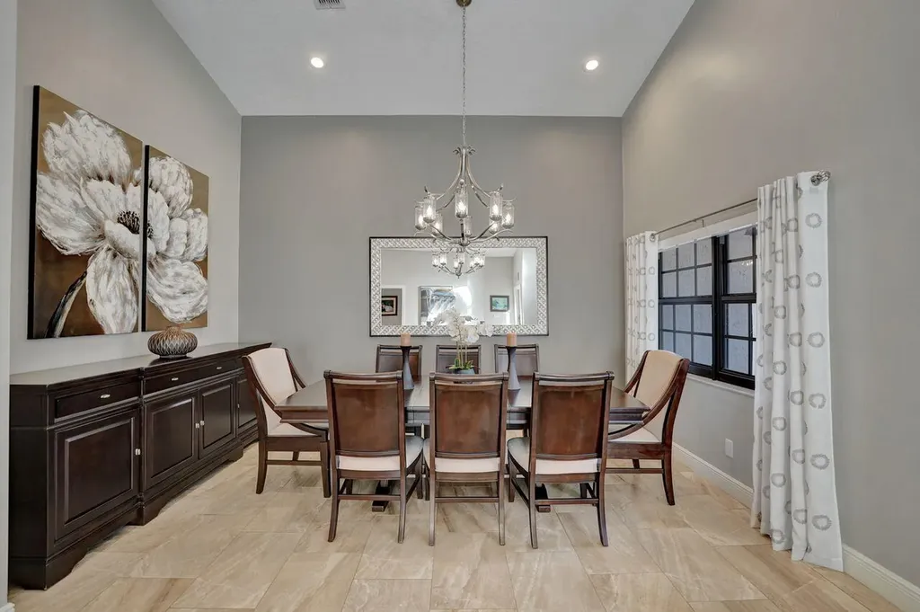 9931 SW 23rd Street Davie FL 33324