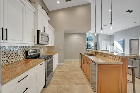 9931 SW 23rd Street Davie FL 33324
