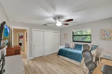 9931 SW 23rd Street Davie FL 33324