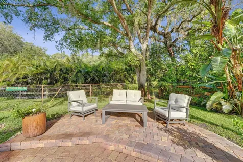 9931 SW 23rd Street Davie FL 33324
