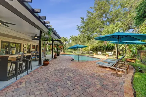 9931 SW 23rd Street Davie FL 33324