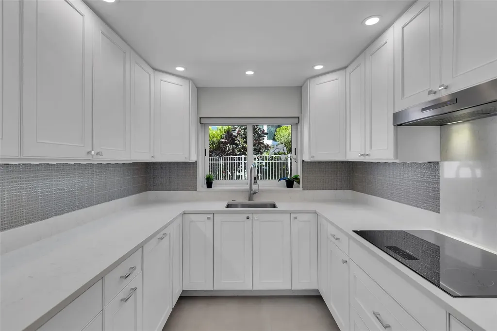 1922 S Ocean Lane Fort Lauderdale FL 33316