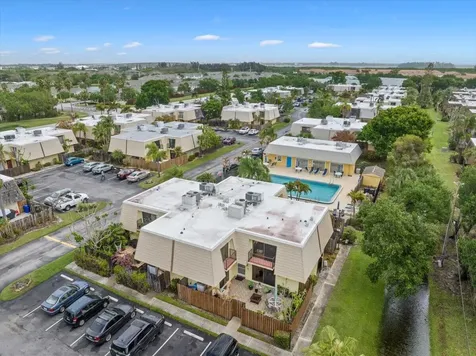 1170 6th Avenue Vero Beach FL 32960