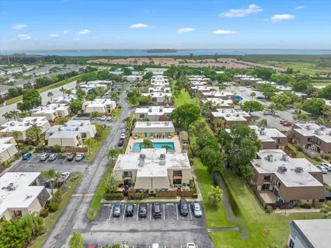 1170 6th Avenue Vero Beach FL 32960