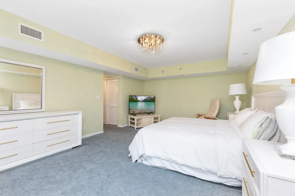 120 SE 5th Avenue Boca Raton FL 33432