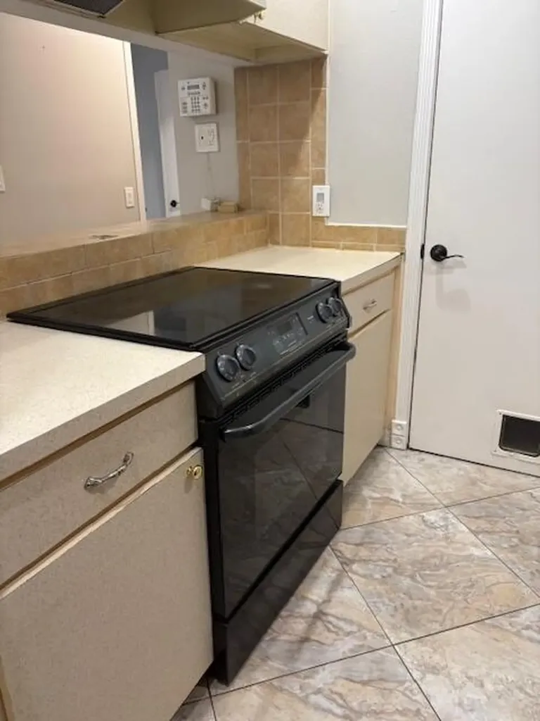 2303 N Congress Avenue Boynton Beach FL 33426