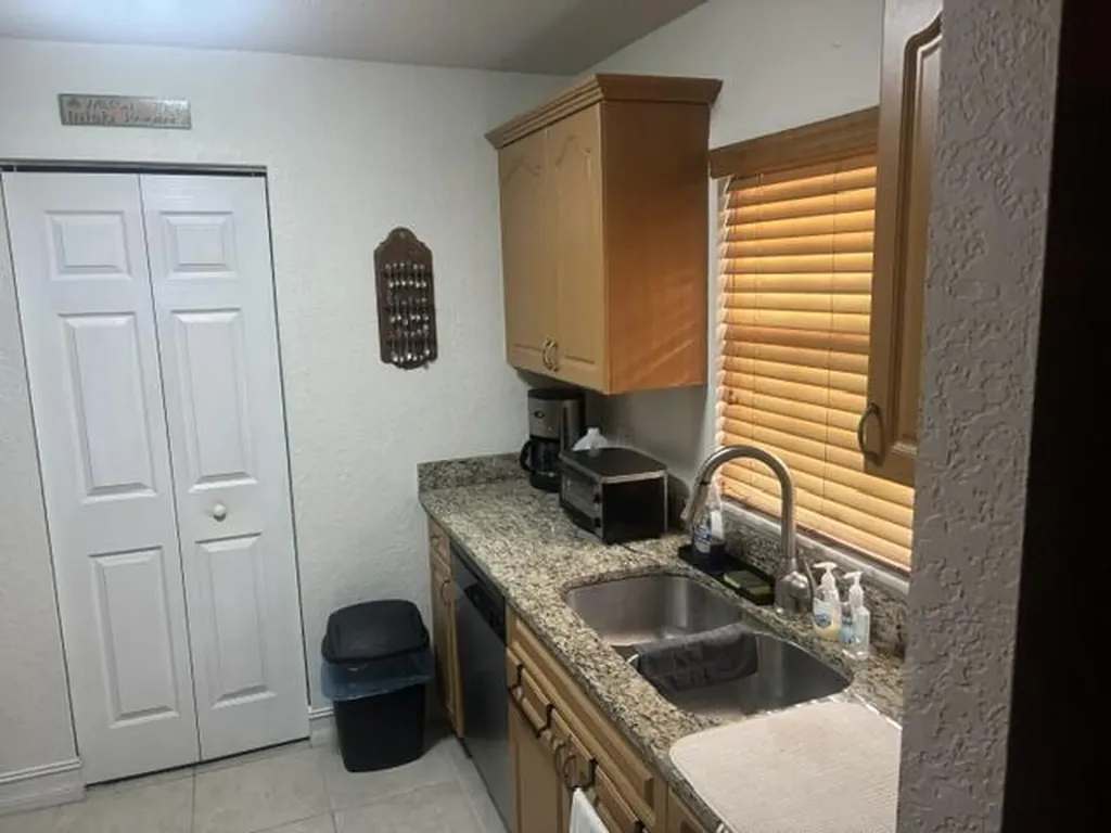 200 Countryclub Drive Largo FL 33771