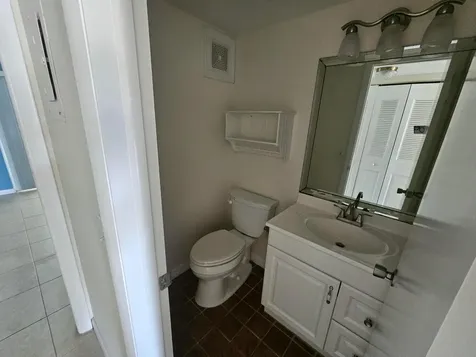 145 Sheffield F West Palm Beach FL 33417