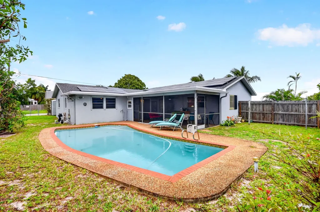 3120 Seagrape Road Lake Worth FL 33462