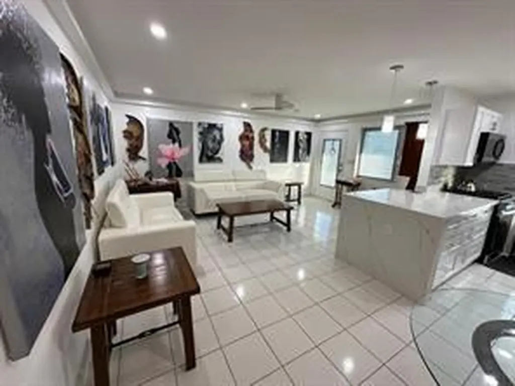 1004 Pennsylvania Avenue Miami Beach FL 33139