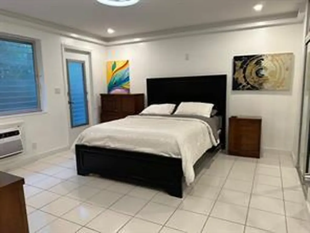 1004 Pennsylvania Avenue Miami Beach FL 33139