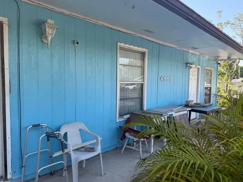 4666 E Holt West Palm Beach FL 33415