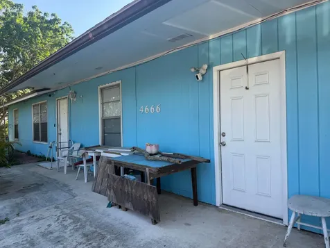 4666 E Holt West Palm Beach FL 33415