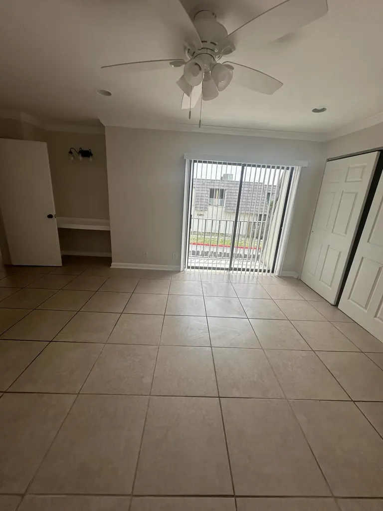 1827 N Congress Avenue West Palm Beach FL 33401