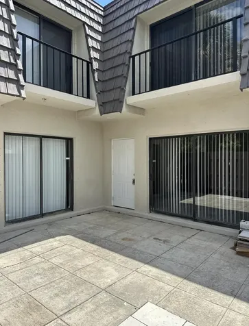 1827 N Congress Avenue West Palm Beach FL 33401