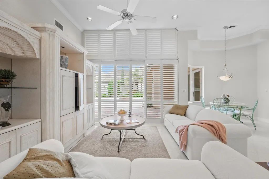 10802 Greenbriar Villa Drive Lake Worth FL 33449