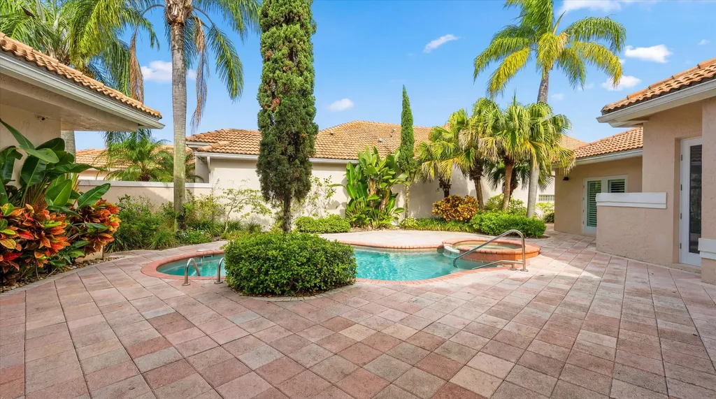 10802 Greenbriar Villa Drive Lake Worth FL 33449