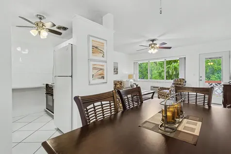 900 SW 10th Terrace Hallandale Beach FL 33009
