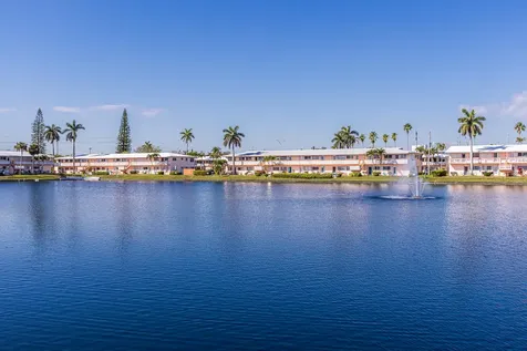 900 SW 10th Terrace Hallandale Beach FL 33009