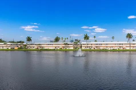 900 SW 10th Terrace Hallandale Beach FL 33009