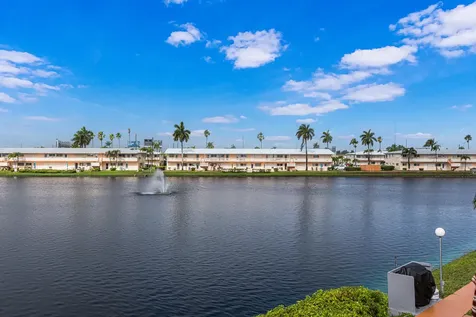 900 SW 10th Terrace Hallandale Beach FL 33009