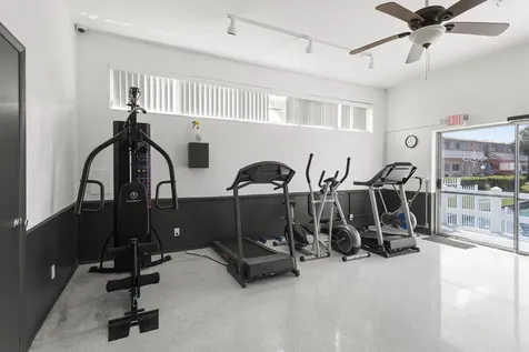900 SW 10th Terrace Hallandale Beach FL 33009