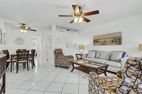 900 SW 10th Terrace Hallandale Beach FL 33009