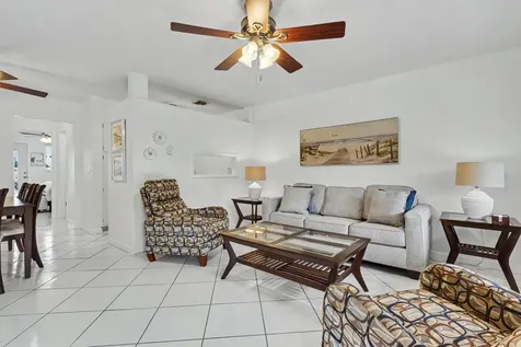 900 SW 10th Terrace Hallandale Beach FL 33009